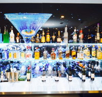 Seren8 Restaurant  Bar - Foster Accommodation