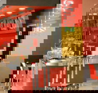 Chilliz - Karawara - Foster Accommodation