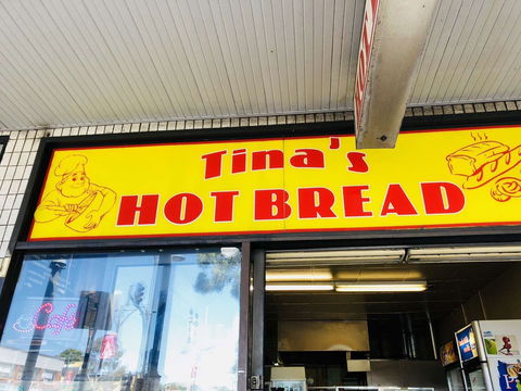 East Beach Takeaway - Foster Accommodation 0