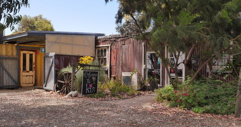 Kangaroo Island Spirits - Foster Accommodation 2