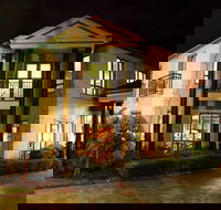 Verona Restaurant - Foster Accommodation