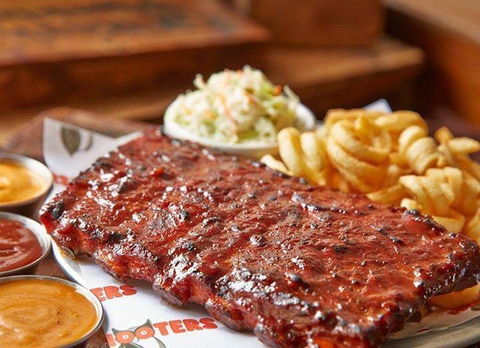 Hooters Parramatta - Rosehill - Foster Accommodation 0