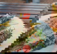 Judd's Pub - Foster Accommodation