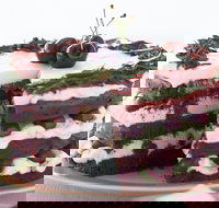 The Cheesecake Shop - Sunnybank Hills - Foster Accommodation