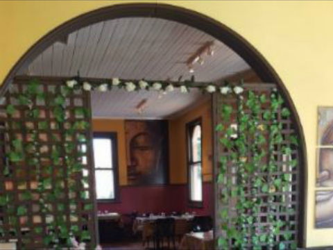 Baan Chang Thai Restaurant - Foster Accommodation 0