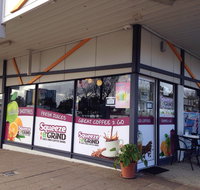 Squeeze  Grind Juice and Coffee Bar - Foster Accommodation