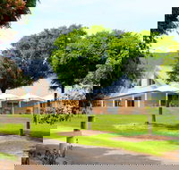 Badger Creek Blueberry Winery - Foster Accommodation