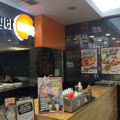 Burger Edge - Hillarys - Foster Accommodation 0