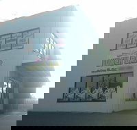 Greedy Guts Lunchbar - Foster Accommodation