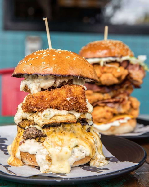 PHAT Pizza And Burger Bar - Foster Accommodation 0