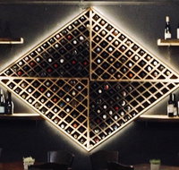 Joe's Wine and Dine - Foster Accommodation