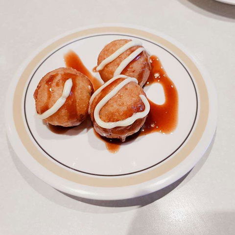 YUZU Kaiten Sushi - Foster Accommodation 0