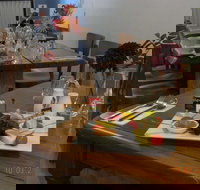 Jersey Girls Cafe - Foster Accommodation