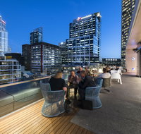 Aurora Rooftop Bar - Foster Accommodation