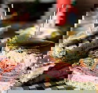 Gamze Smokehouse - Foster Accommodation