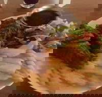 Lot 35 - Foster Accommodation