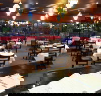 John's Snack Bar - Foster Accommodation