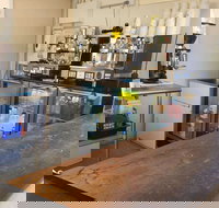 Lone Pine Riverside Cafe - Foster Accommodation