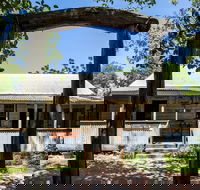 Herveys Range Heritage Tea Rooms - Foster Accommodation