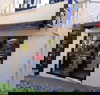 Hotel 59 Cafe - Foster Accommodation