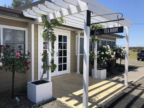 Sabor Tea Room - Foster Accommodation 0