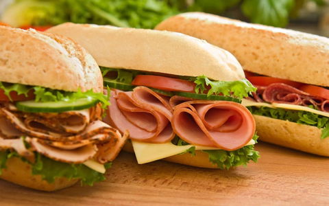 Subway - Coolangatta - Foster Accommodation 0