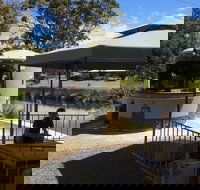 Rocket at the end of the road - Foster Accommodation