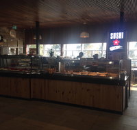 Sushi Eden Rise - Foster Accommodation
