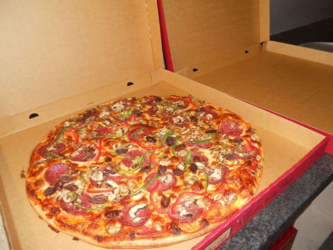 Amici Pizza Cafe - Foster Accommodation 0