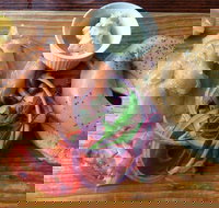 Crossing Cafe - Foster Accommodation