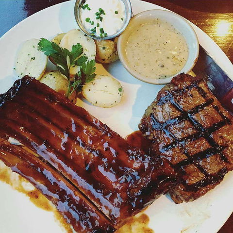 Ribs And Rumps - Rockhampton - Foster Accommodation 0