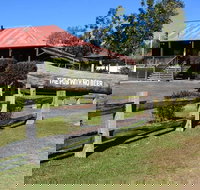 The Pub With No Beer - Foster Accommodation