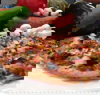 Gusto's Gourmet Pizza  Pasta - Bardon - Foster Accommodation