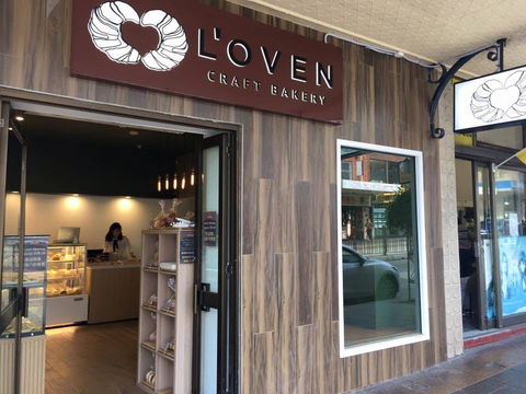 L'Oven Craft Bakery - Ashfield - Foster Accommodation 0