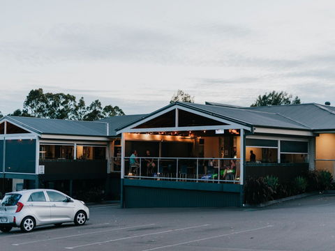 The George Tavern Greenhills - Foster Accommodation 1