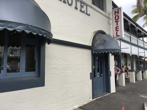 Waterloo Bay Hotel - Foster Accommodation 0