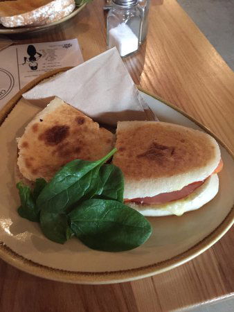 Alexander's Cafe - Foster Accommodation 0