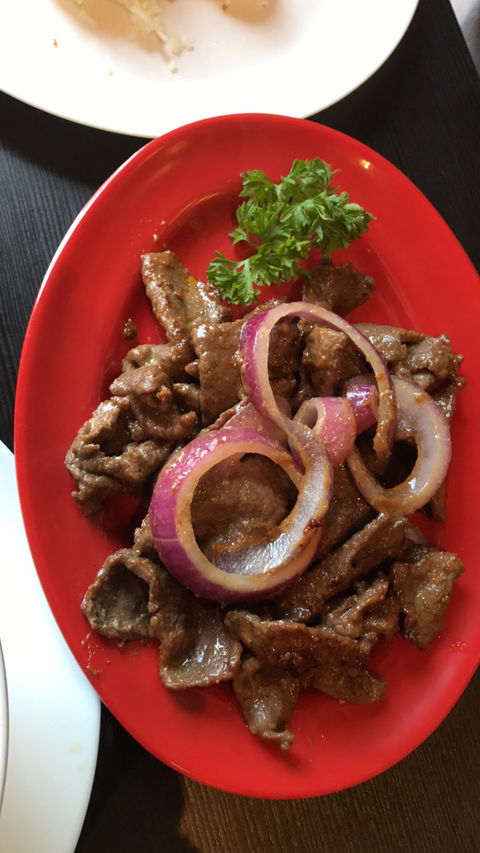 GJ's Grill - Foster Accommodation 4
