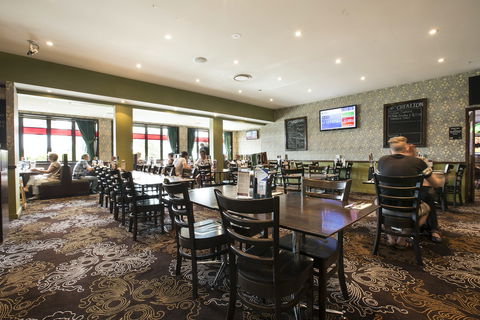 Irish Finnegans - Thuringowa Central - Foster Accommodation 0