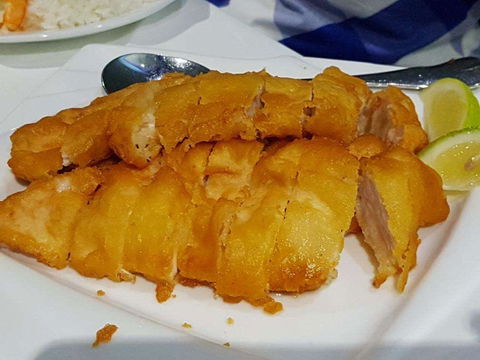 Aquarium Seafood Chinese Resturaunt - Foster Accommodation 0
