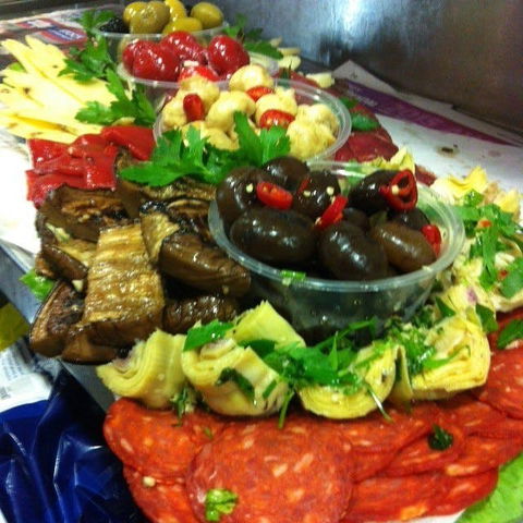 Arena's Deli Cafe E Cucina - Foster Accommodation 0