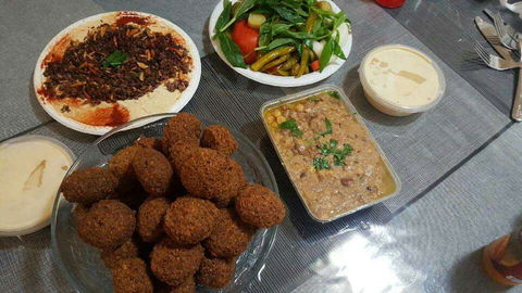 Hammoud 1 Restaurant - Foster Accommodation 0