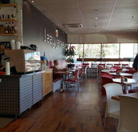 Lazy Janes Cafe - Foster Accommodation