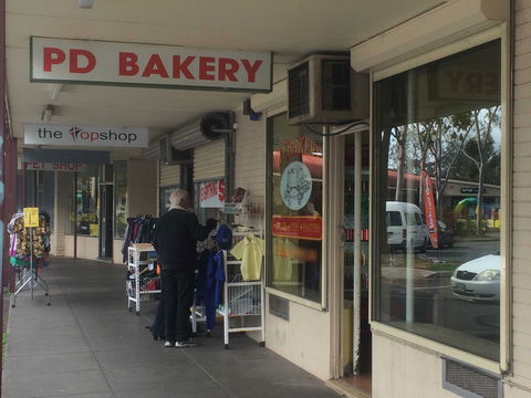 PD Bakery - Foster Accommodation 0