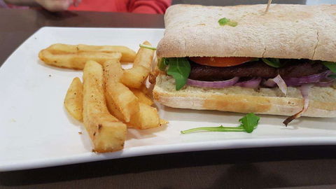 The Coffee Club - Warwick - Foster Accommodation 0