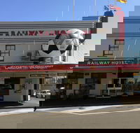 Railway Hotel - Foster Accommodation