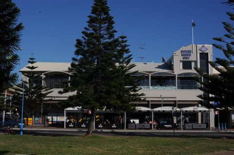 Coogee Legion Club - Foster Accommodation 0