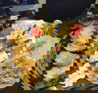 Mina Bay Seafood - Foster Accommodation