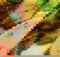 Two Seats Thai - Foster Accommodation