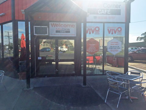 Adina Corner Cafe - Foster Accommodation 0